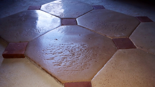 ANTIQUE  CABOCHON (2nd CUT) BORGOGNE LIMESTONE ANTIQUE  CABOCHON (2nd CUT) BORGOGNE LIMESTONE